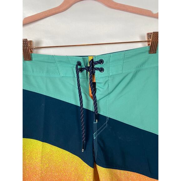Billabong Men T-Street Pro shorts Boardshort Trunk Colorblock Swim Surf Size 32 - Picture 5 of 9